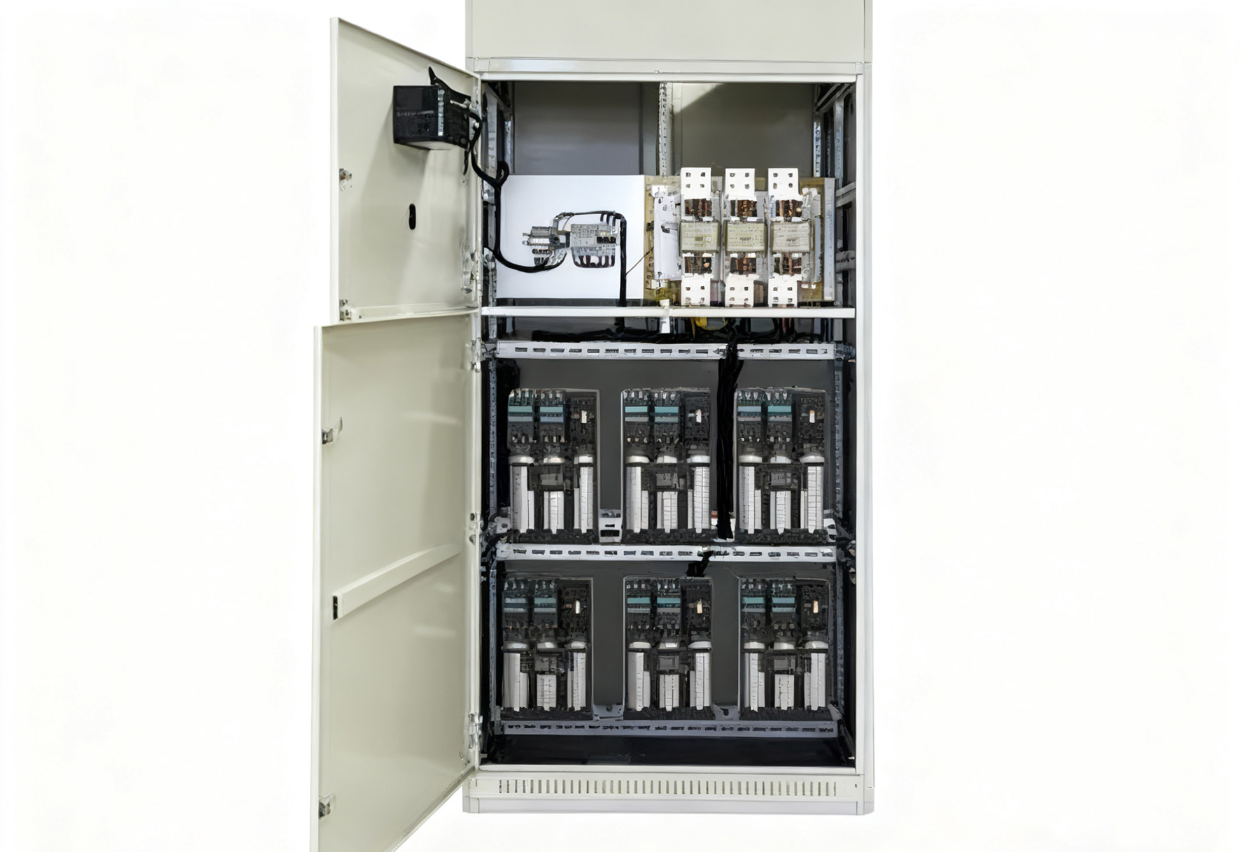 コンデンサの「D/kVar」値は、そのエネルギー密度と物理的サイズについて何を示しますか?